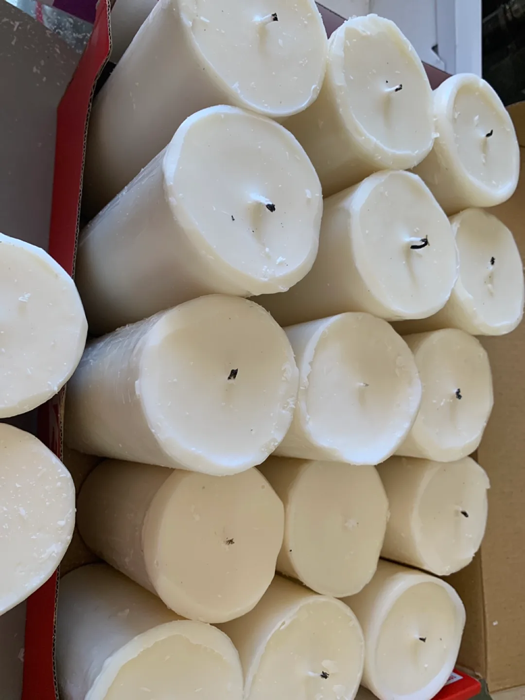 White Pillar Candles,16 pcs thumbnail