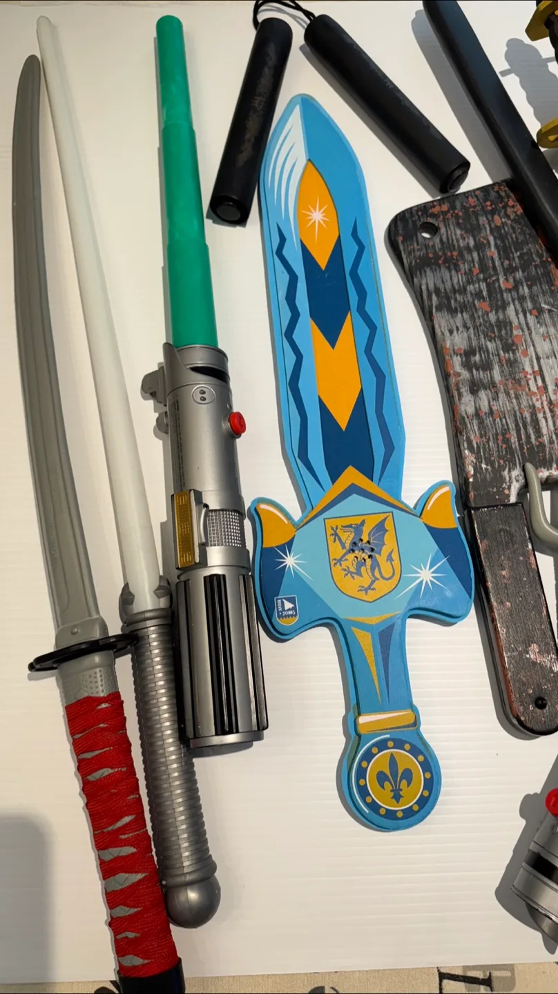 Halloween Toy Weapon Bundle image indicator(2)