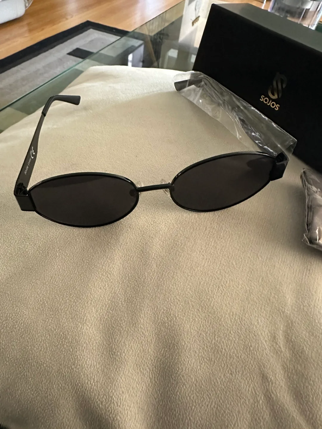SOJOS UV400 Black Sunglasses thumbnail