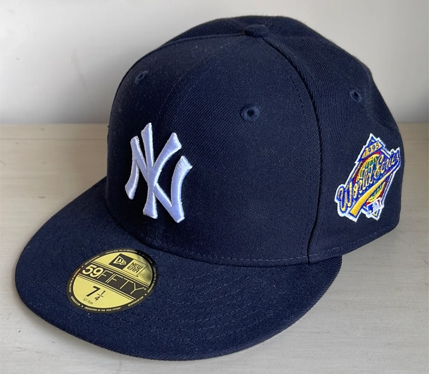 New Era NY Yankees 59FIFTY Cap Size 7 1/4 thumbnail
