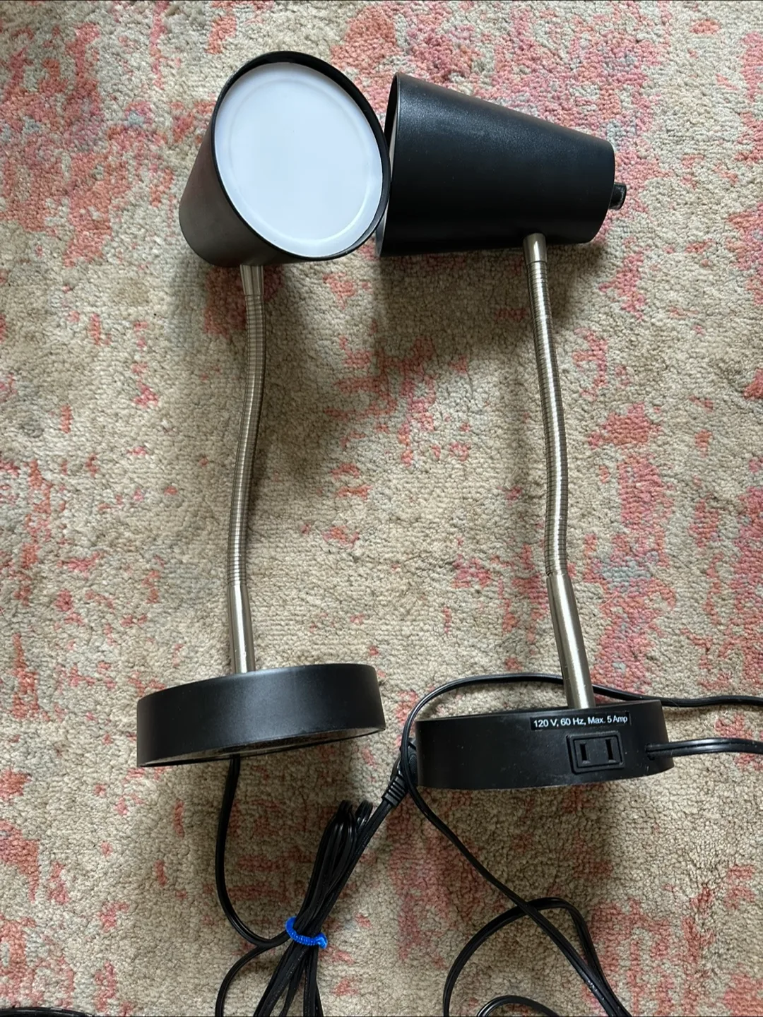 Set of 2 Black Desk Lamps thumbnail