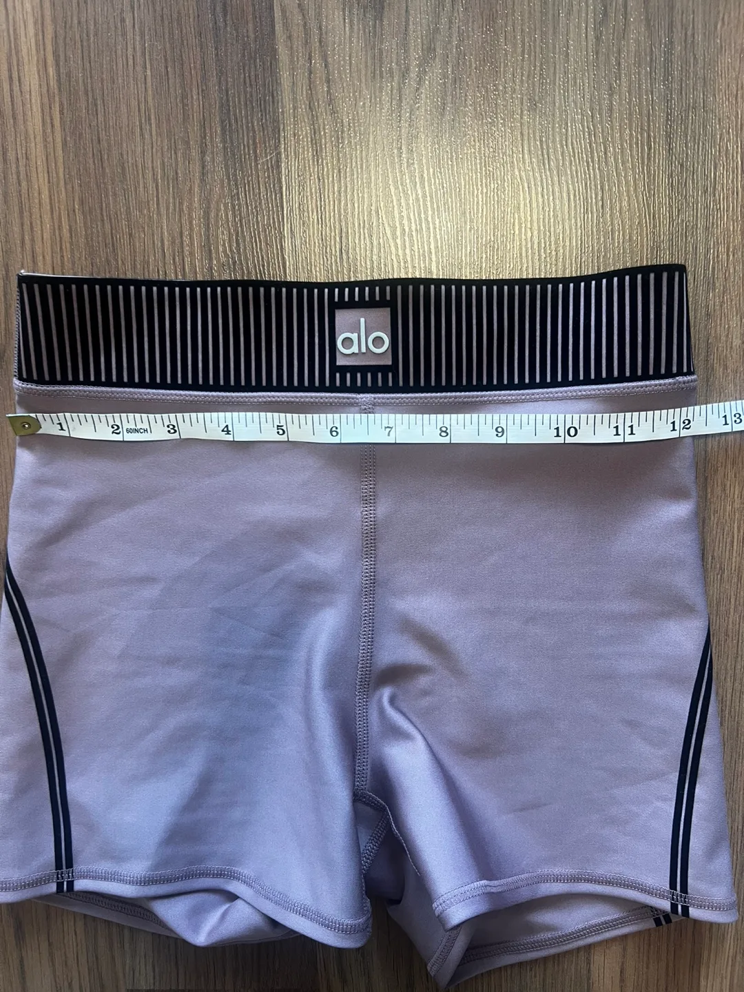 ALO Airlift High Waist Yoga Pink Athletic Shorts - Size 2 image indicator(5)