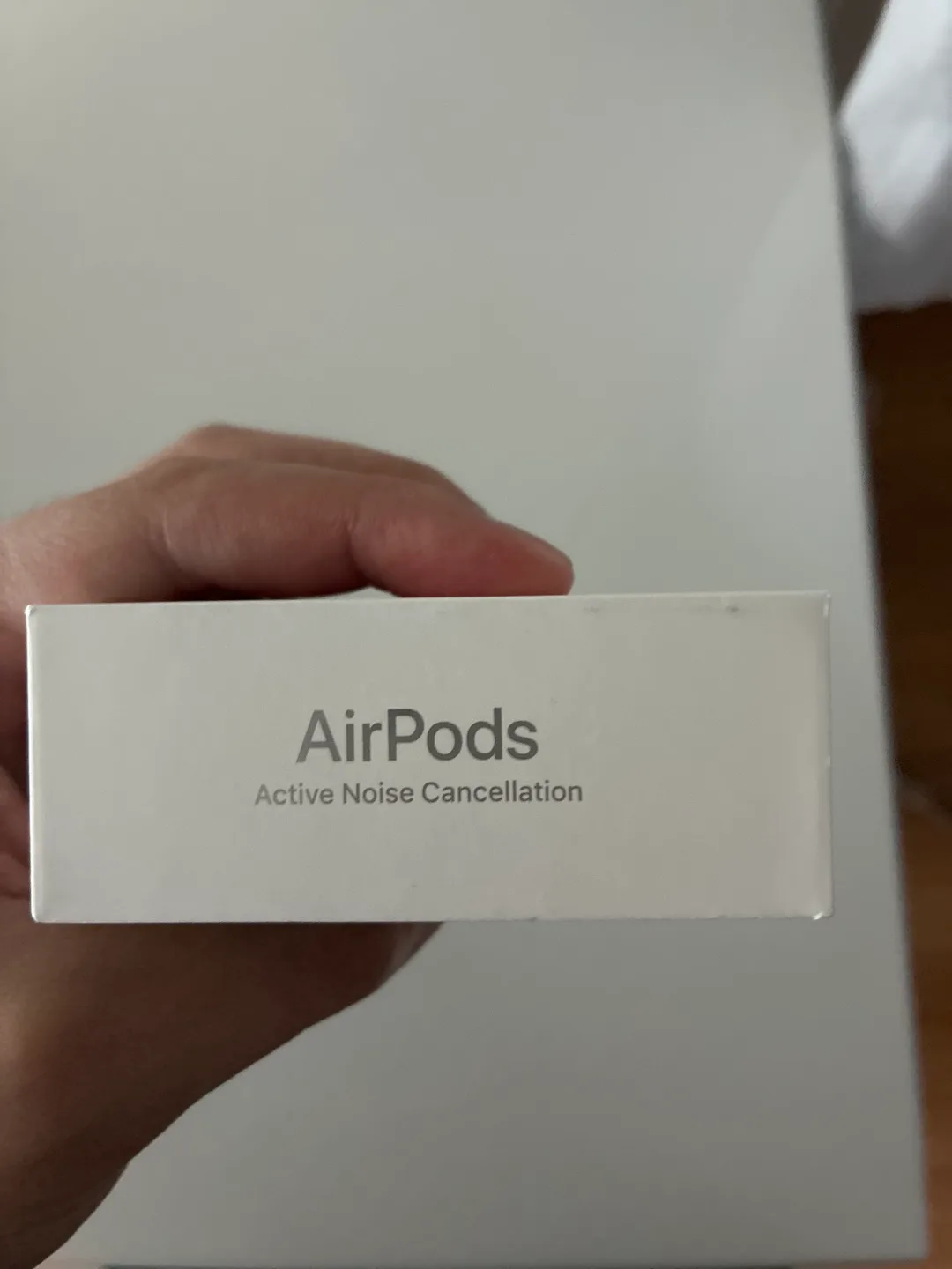 New Apple AirPods 4 Active Noise Cancellation thumbnail