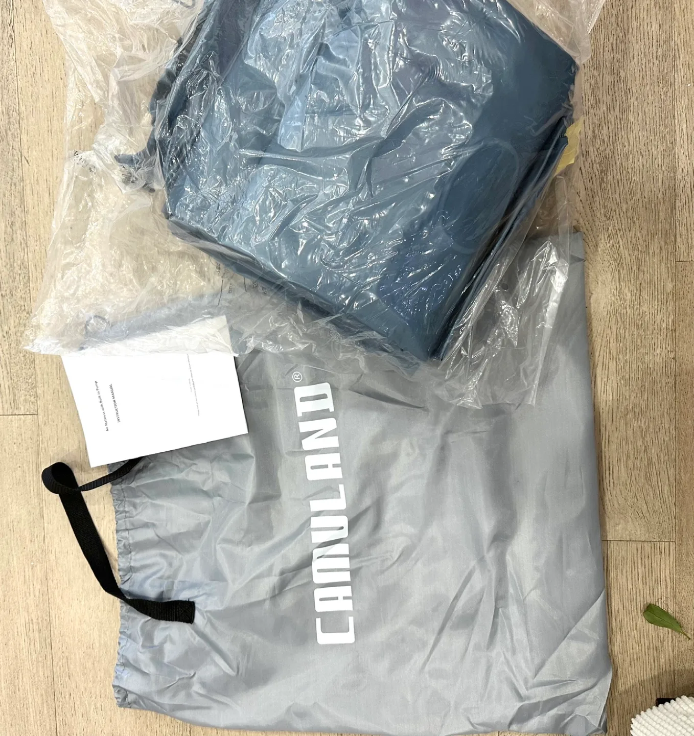 Camuland Queen Size Air Mattress - Like New! image indicator(2)