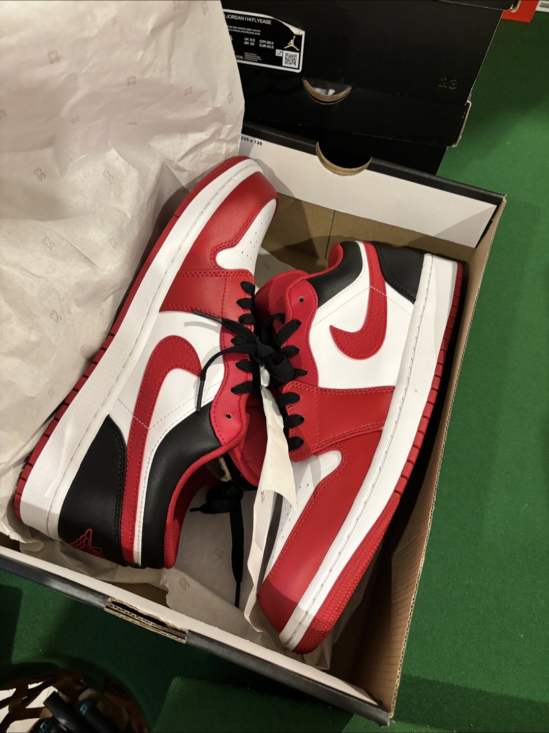 Shoes for sale - photo 2