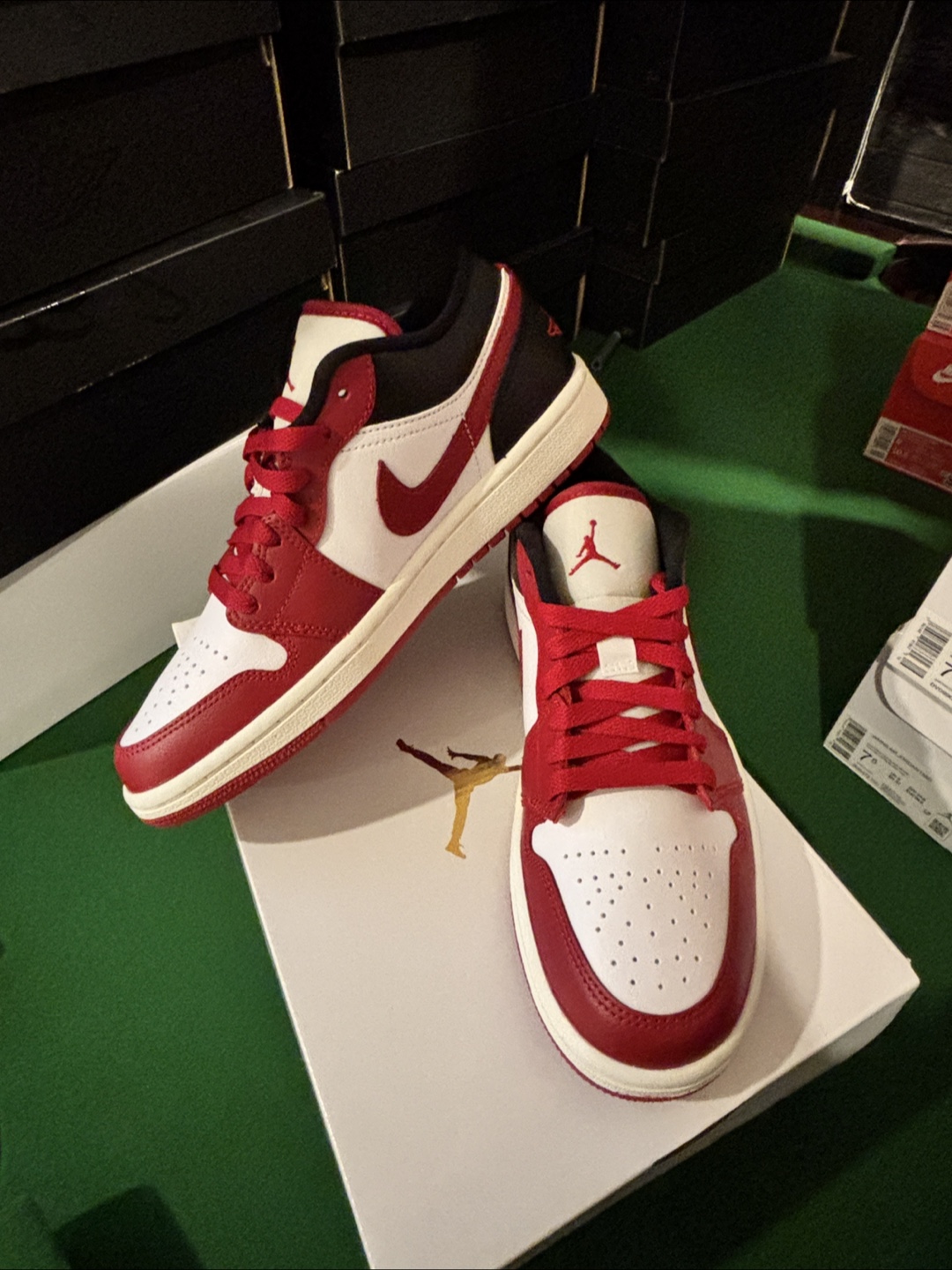 Nike Air Jordan 1 Low - photo 2