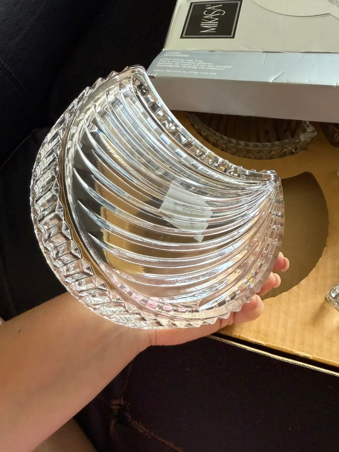 Mikasa Vision 4-Part Server with Tray image indicator(3)