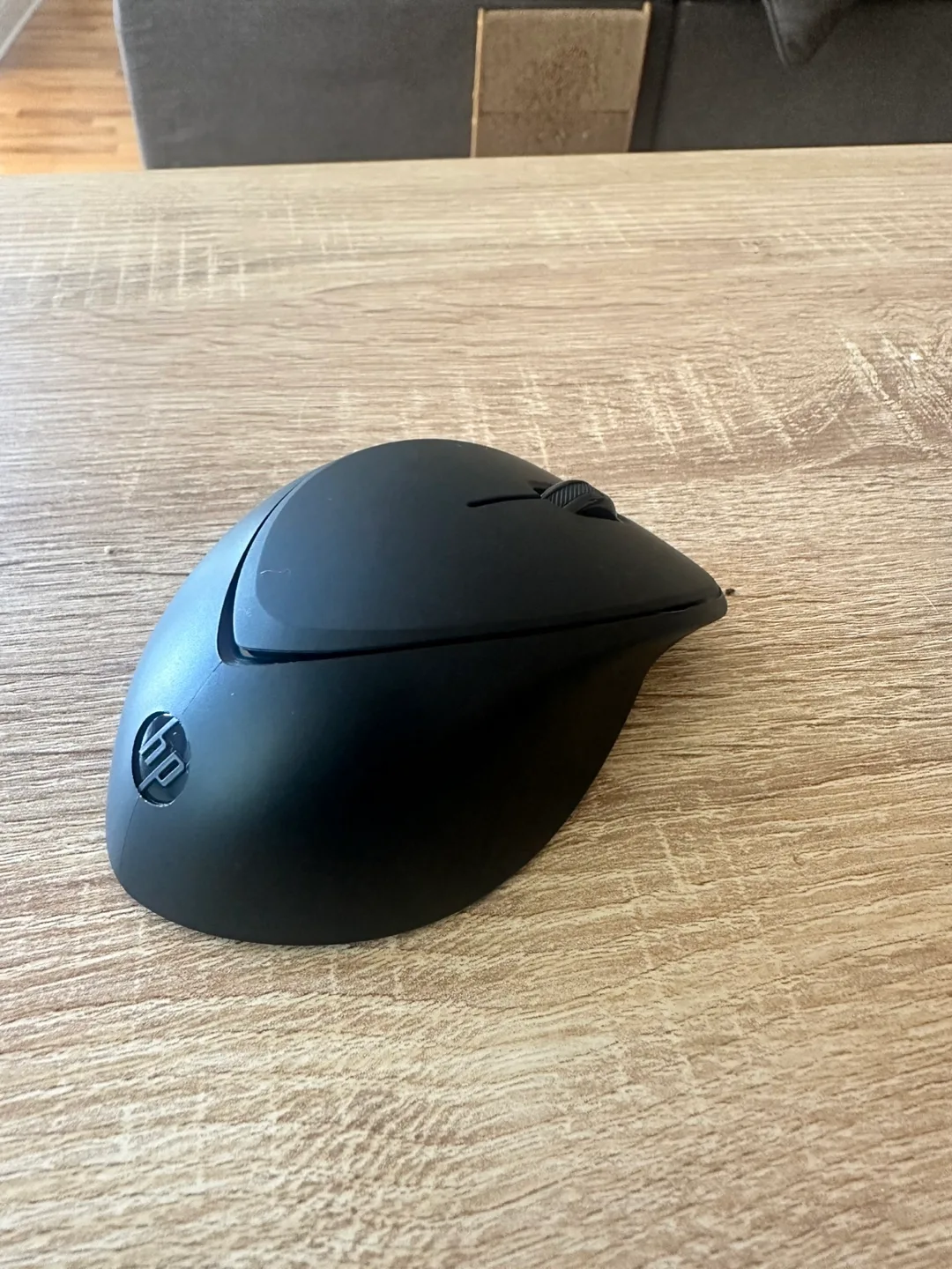 HP Comfort Grip Wireless Mouse thumbnail