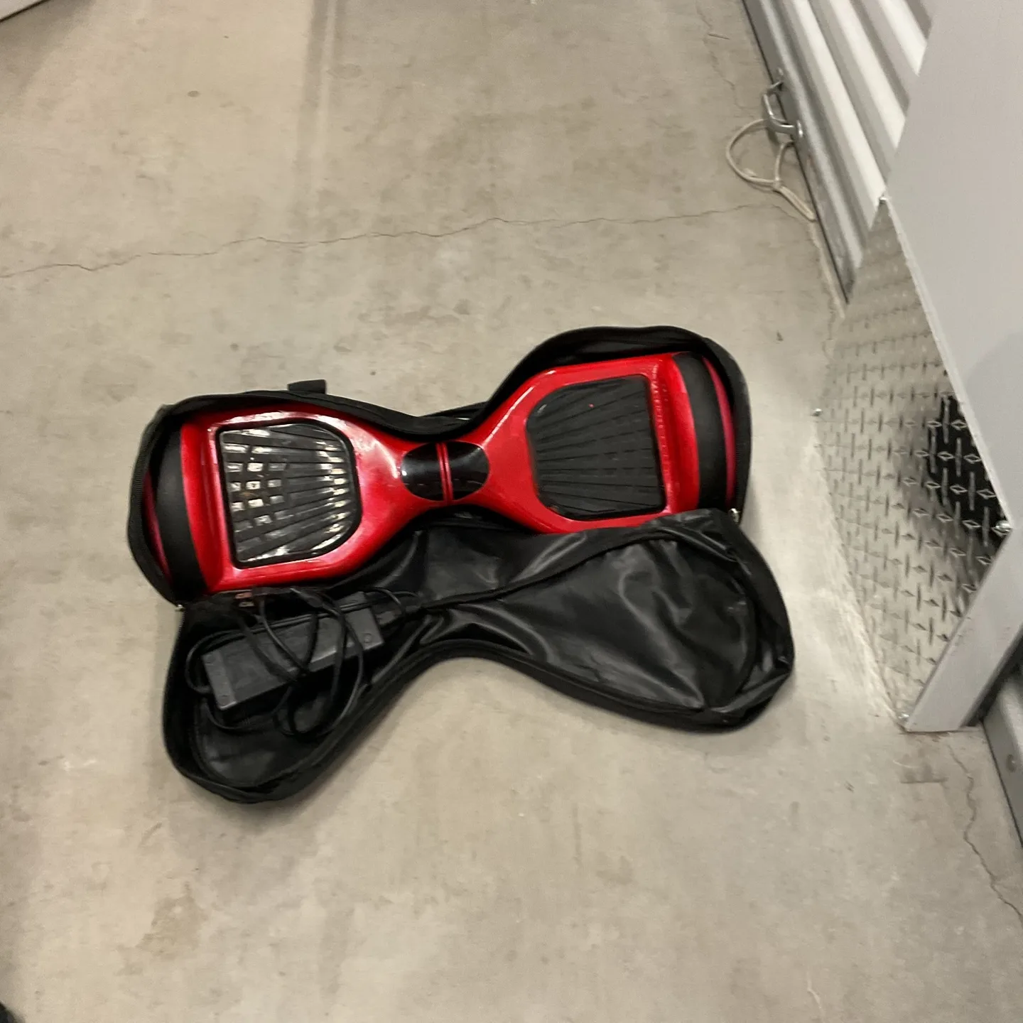 Red Hoverboard with Carrying Case thumbnail