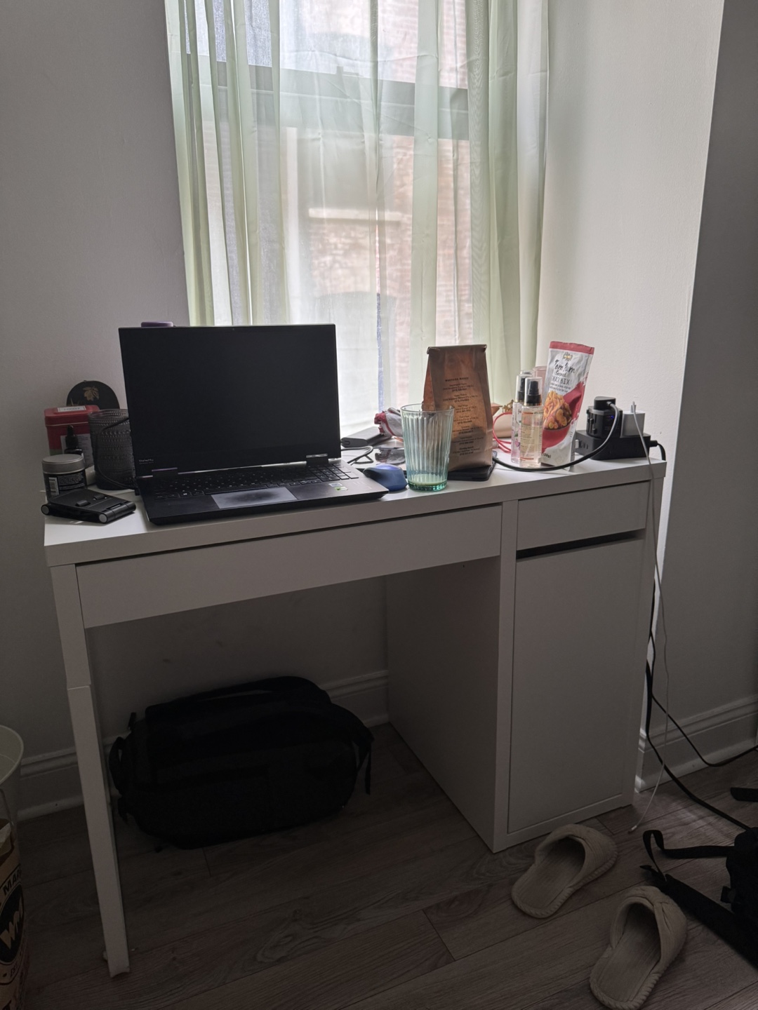 White Desk with Drawer - photo 2