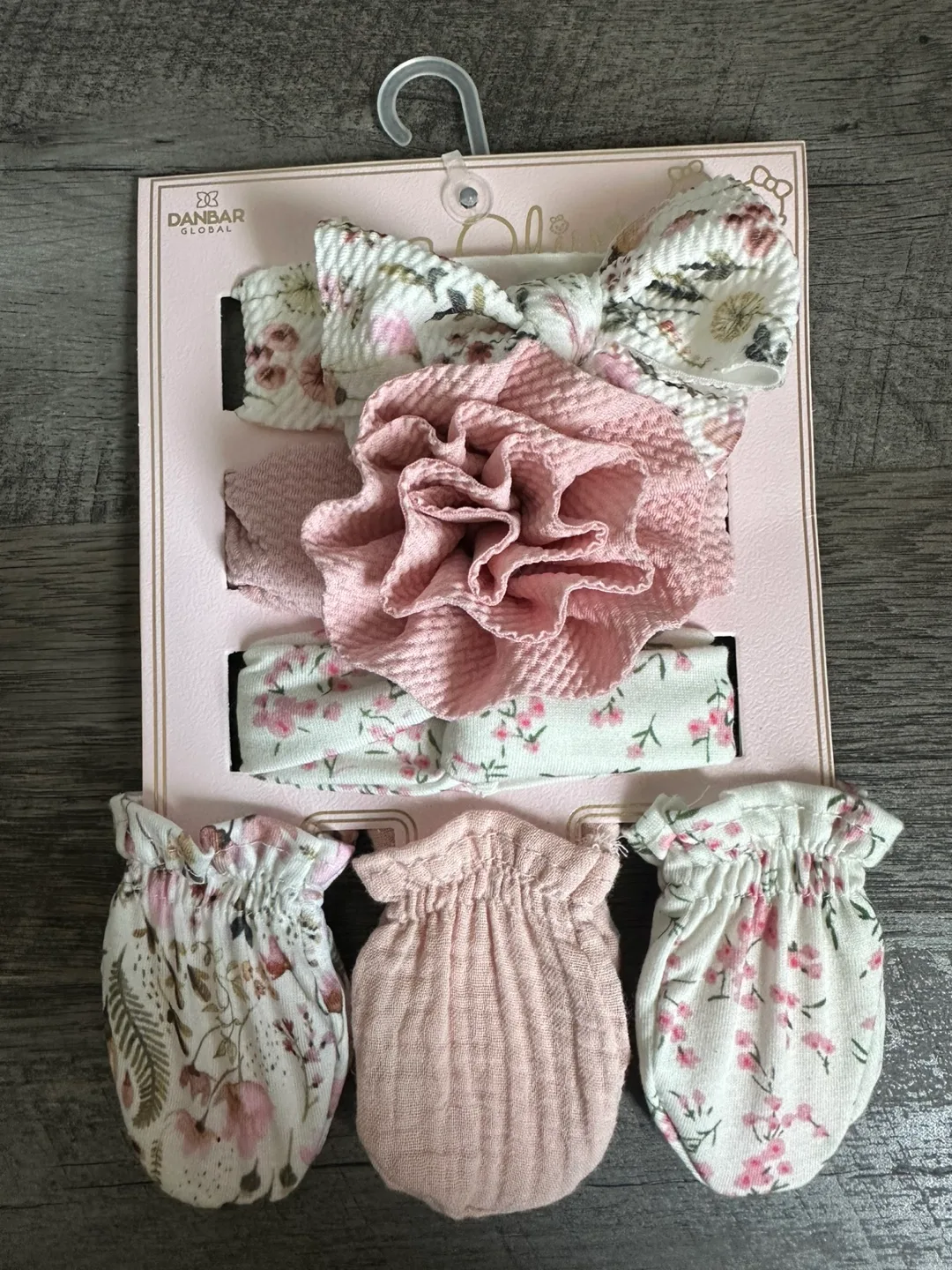 Danbar Global Baby Headband & Mitten Set thumbnail