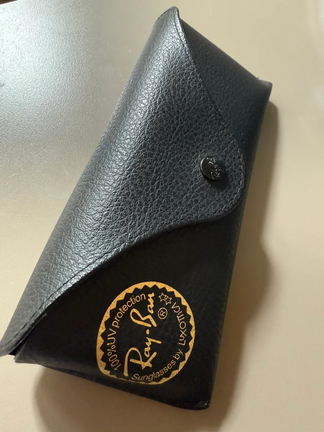 Ray Ban New wayfaer image indicator(3)