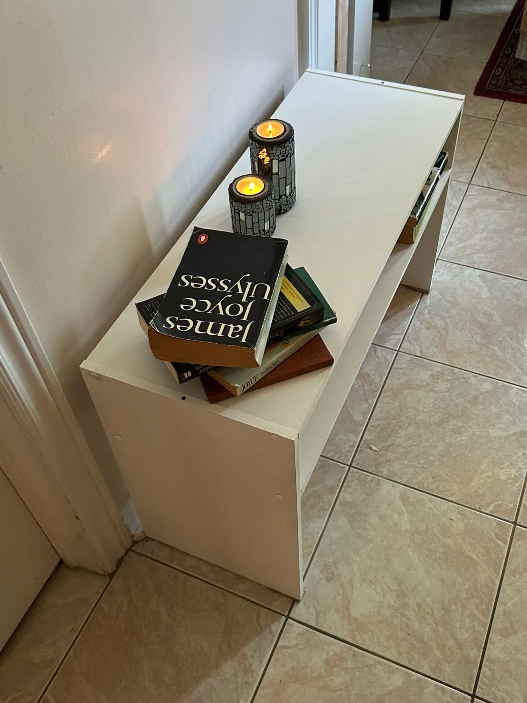 White storage bench image indicator(3)