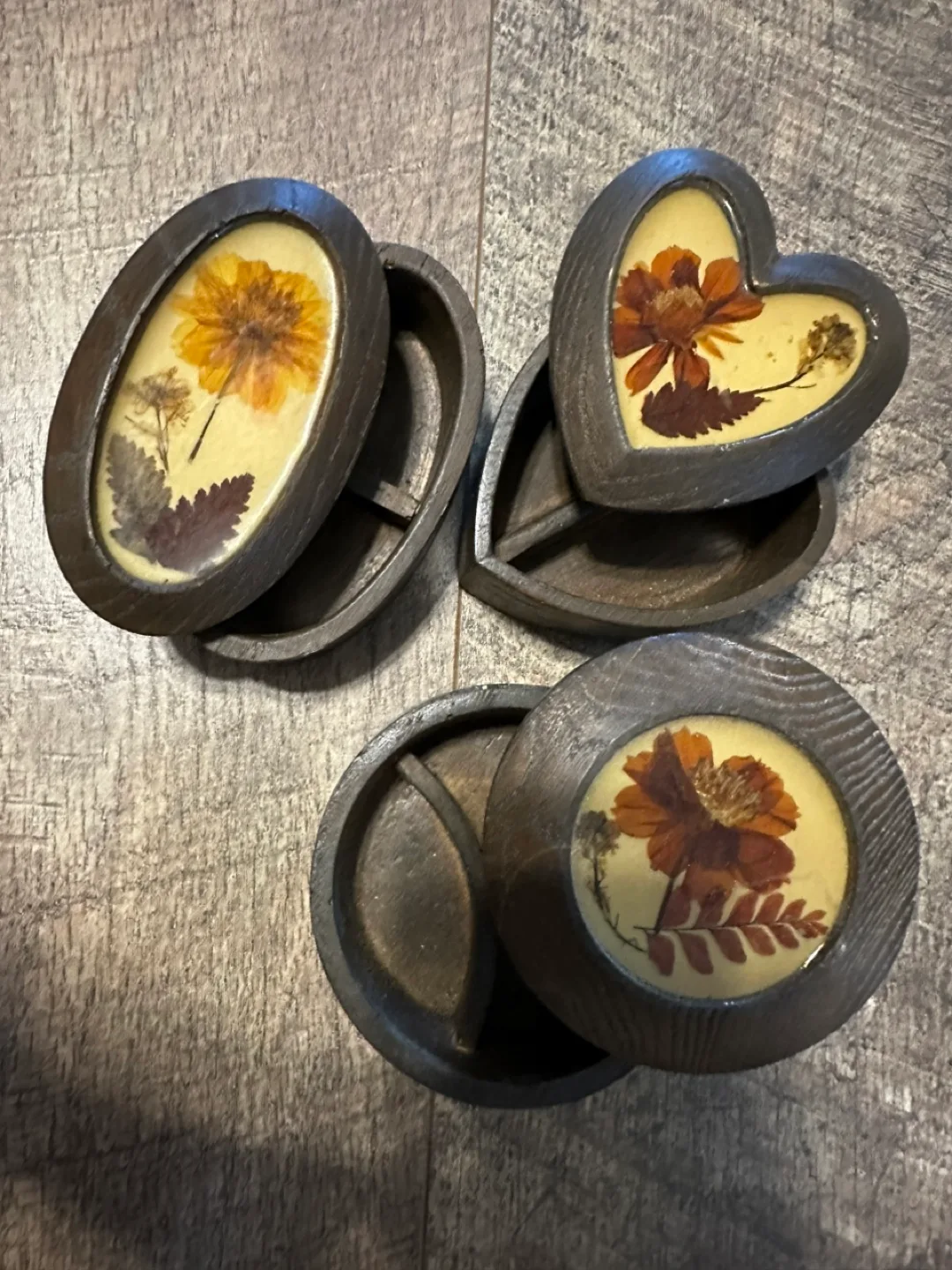 Set of 3 Wooden Trinket Boxes with Real Floral Design thumbnail