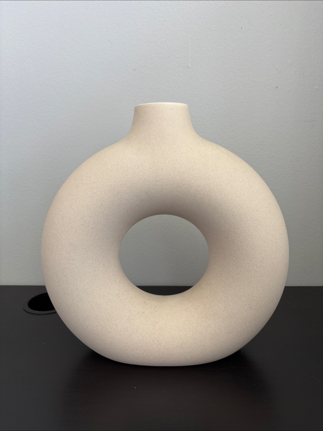 H&M Home Donut Vase - Beige