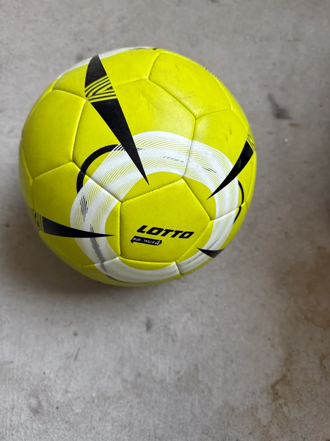 Lotto Soccer Ball Size 4 thumbnail