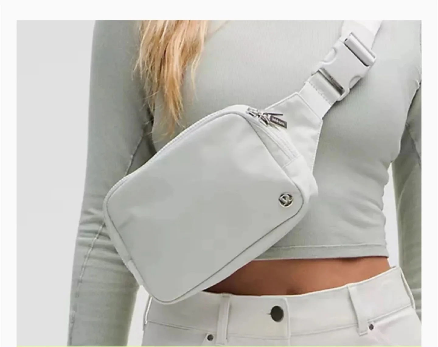 Lululemon Everywhere Belt Bag thumbnail