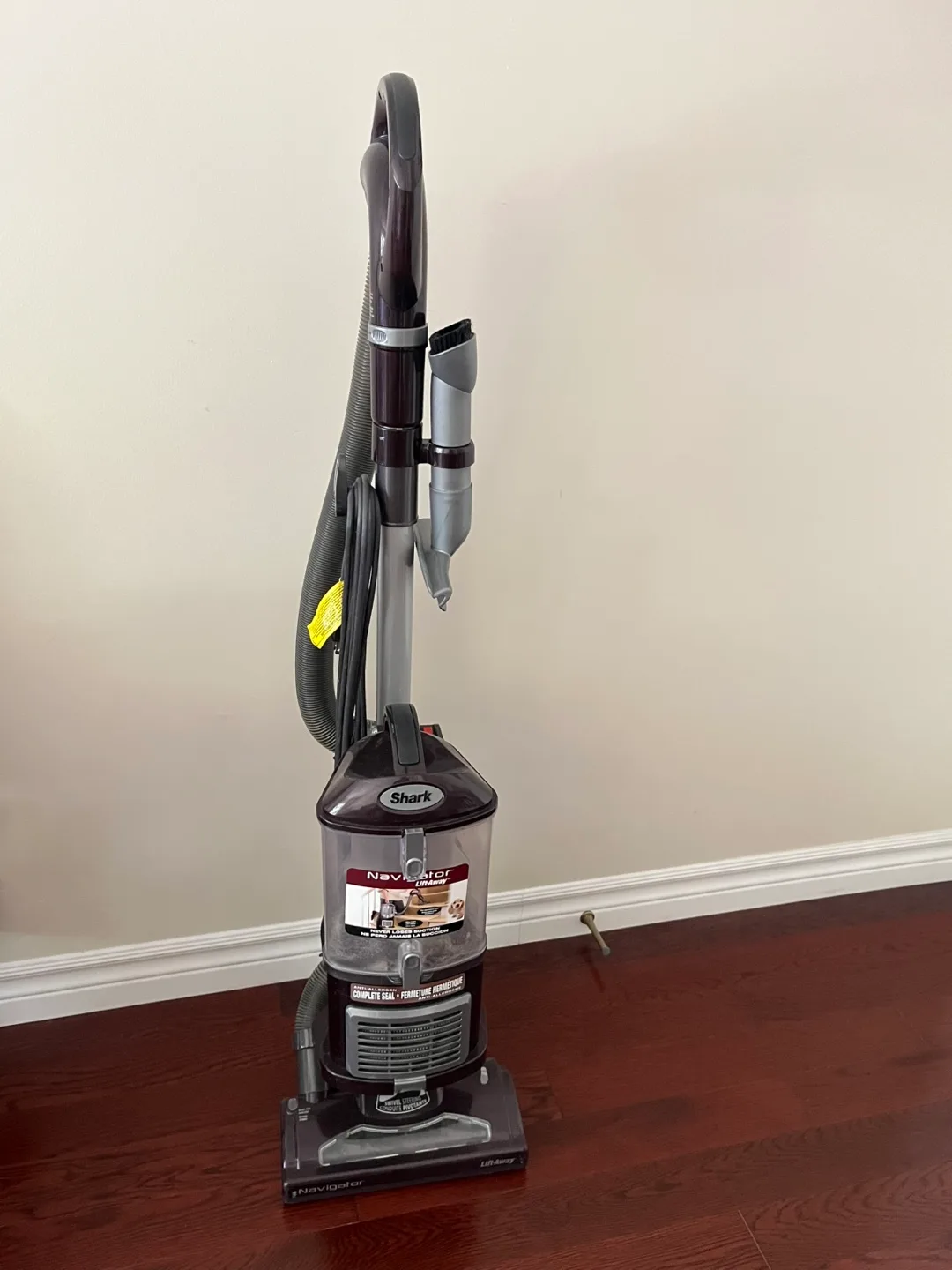 Shark Navigator Lift-Away Vacuum thumbnail