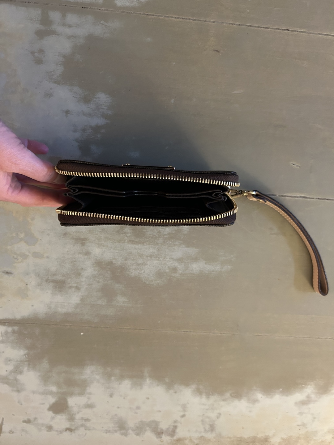 Michael Kors Wallet Wristlet - photo 2
