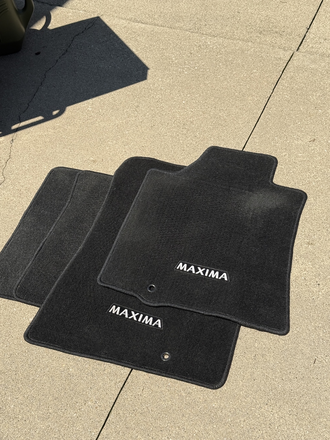 Nissan Maxima carpeted floor mats 09-14  Maxima