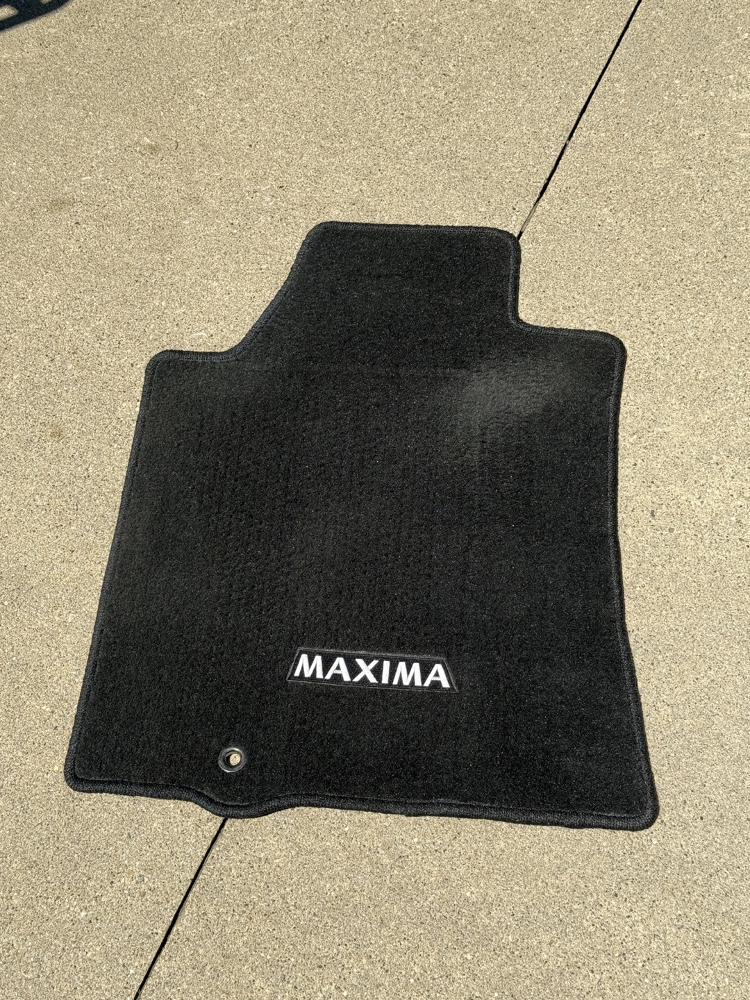 Nissan Maxima carpeted floor mats 09-14  Maxima - photo 2