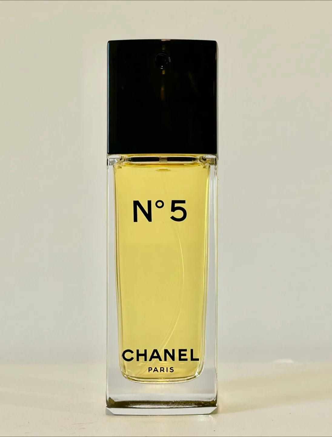 Chanel No.5 Eau De Toilette Spray thumbnail