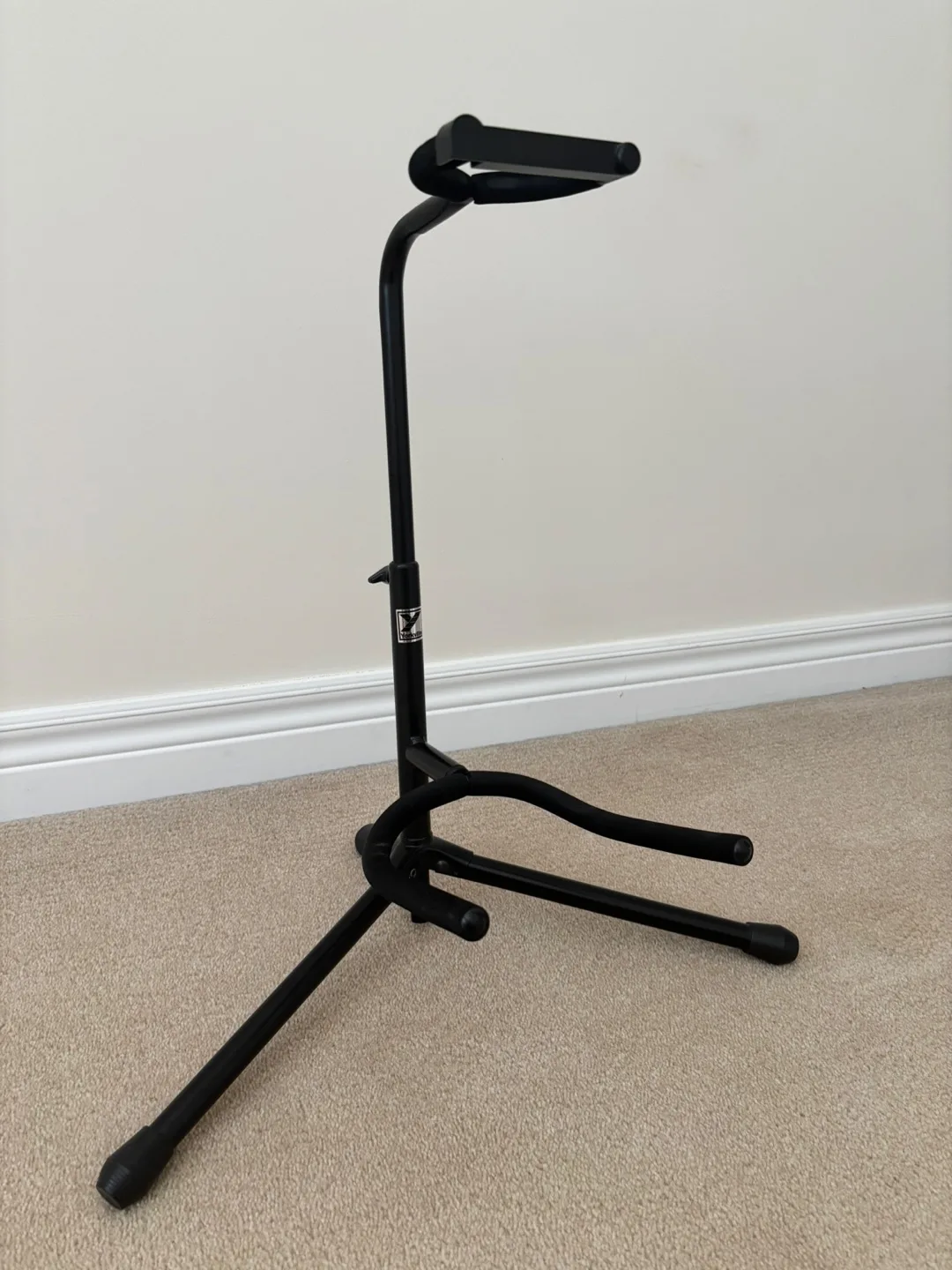 Yorkville Universal Guitar Stand - Black thumbnail