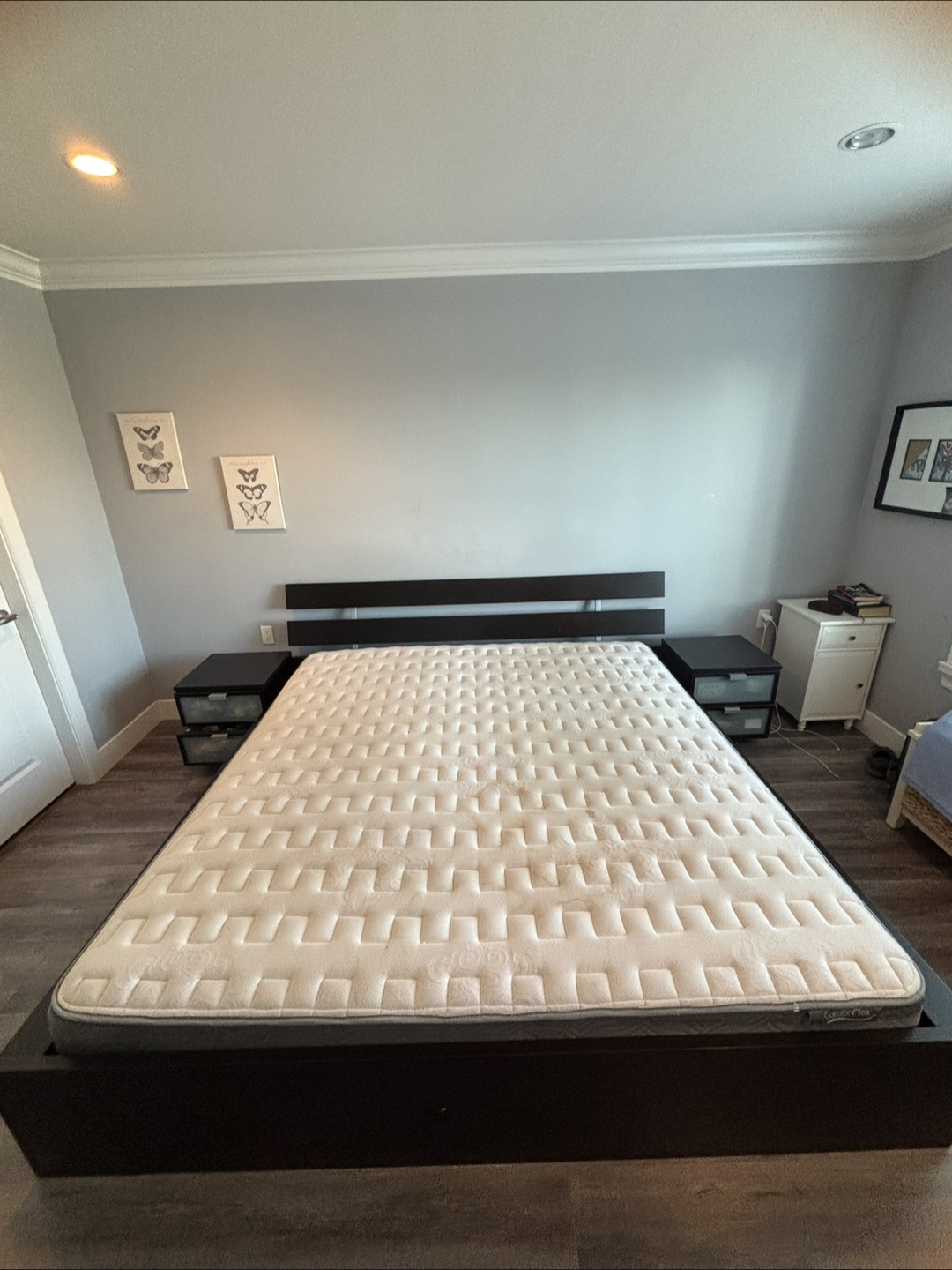 King Size Bed Set - photo 5