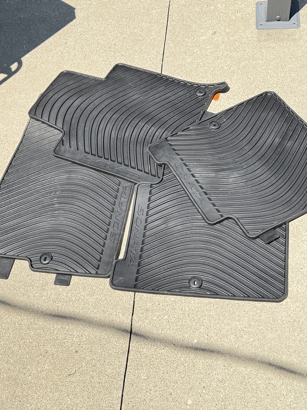 Hyundai Sonata Full mat set 15-19 carpet and rubber - photo 2