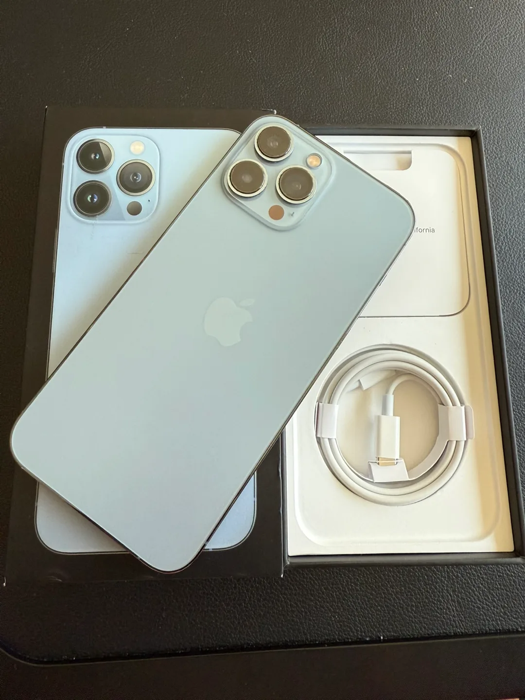 iPhone 13 Pro Max 256Gb thumbnail