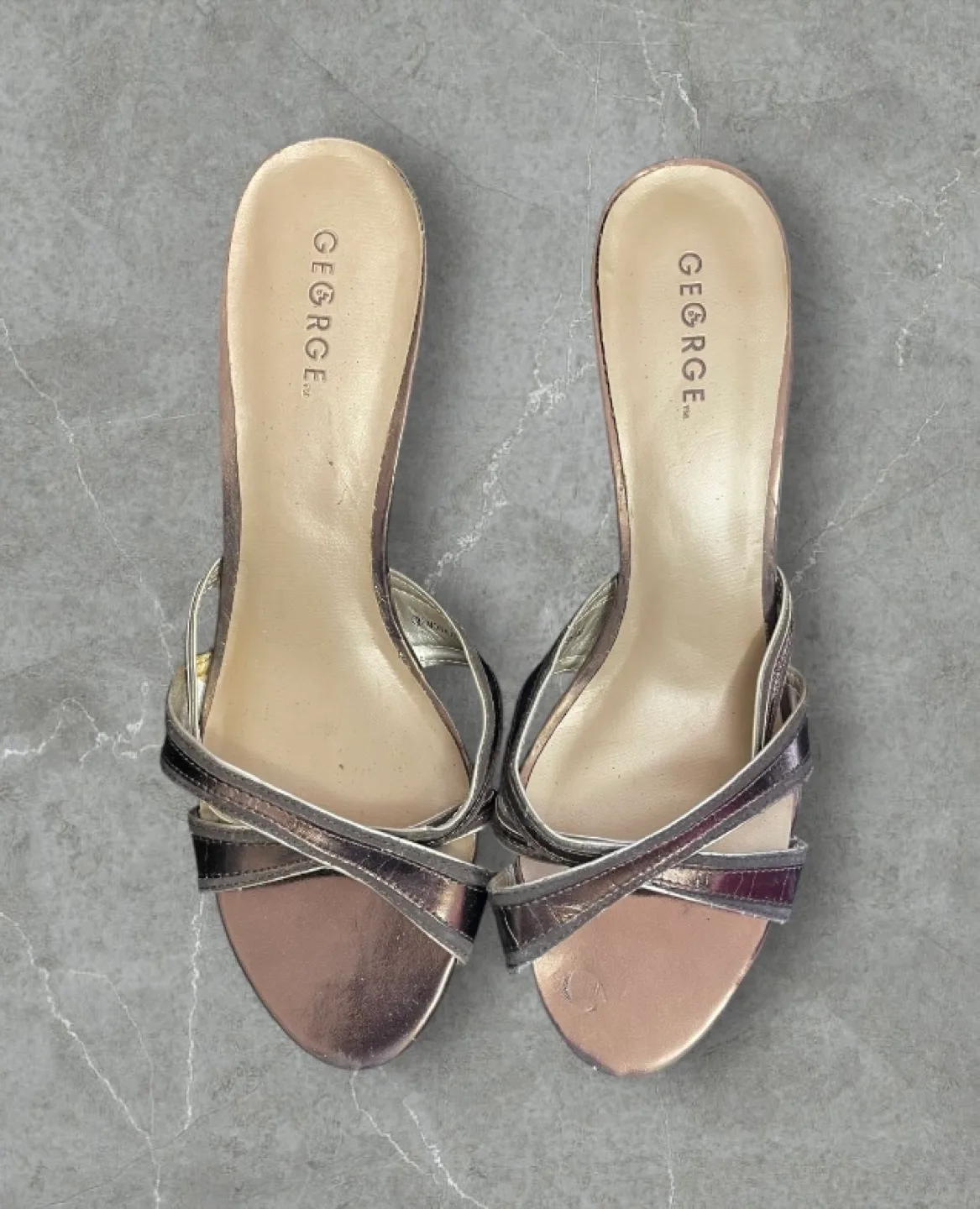Ladies Bronze Colour Heels-Size 9 thumbnail