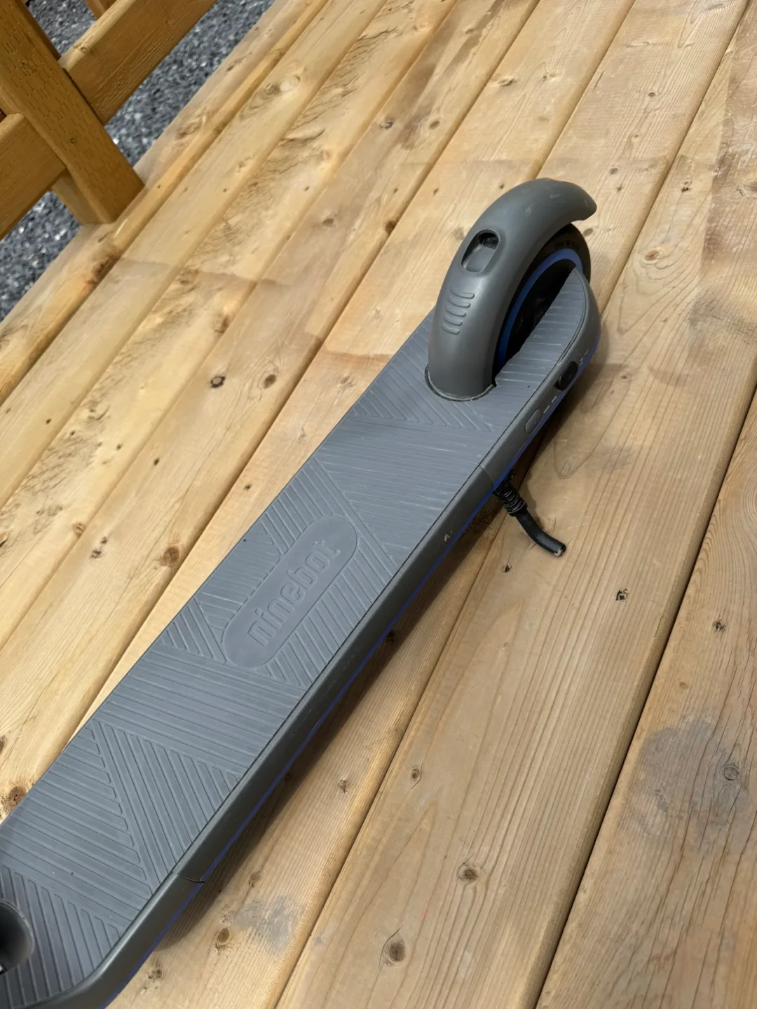 Ninebot Electric Scooter open to trades 200$+ image indicator(4)