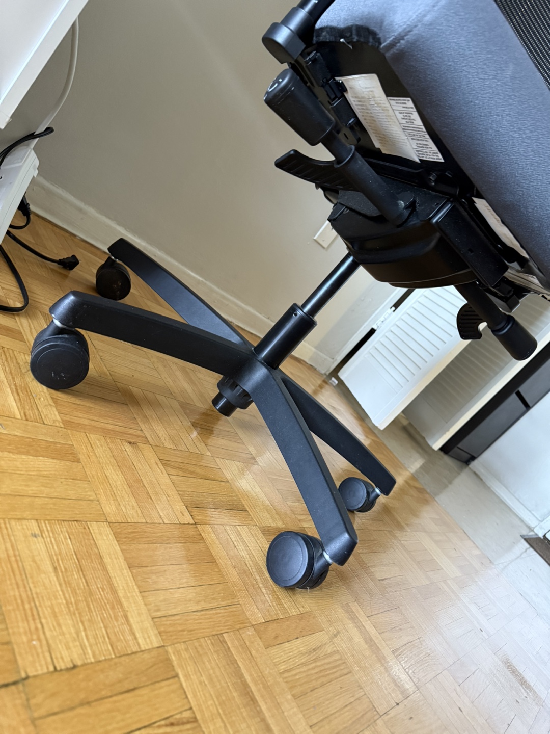 Gray Office Chair - photo 3