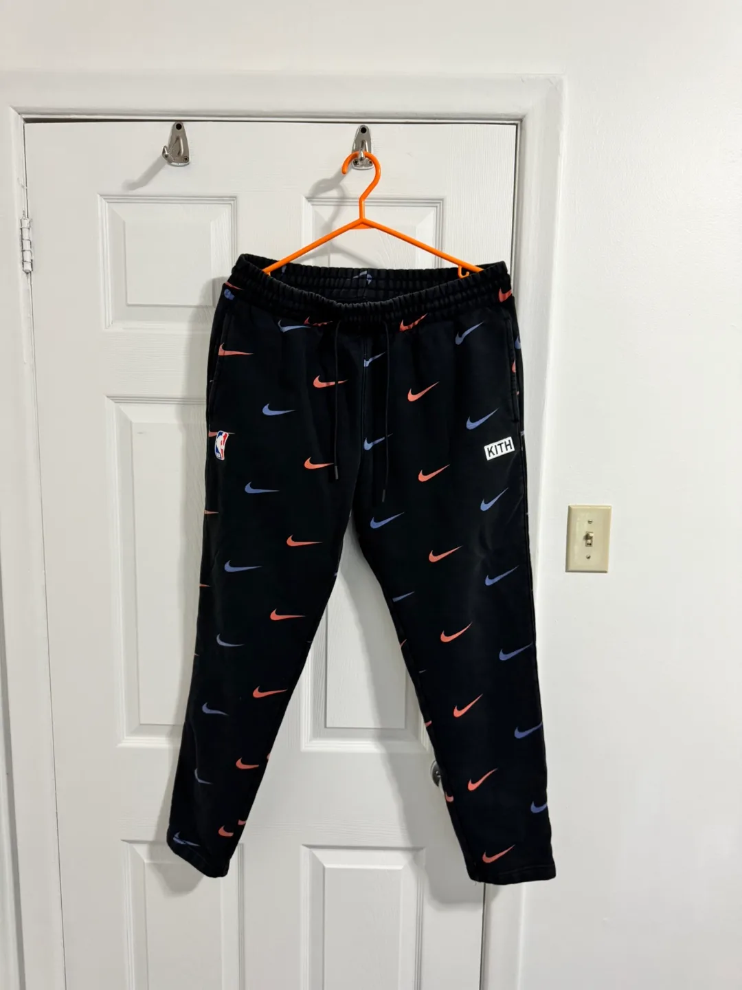 Nike x Kith for New York Knicks Fleece Sweatpants (Large) image indicator(7)