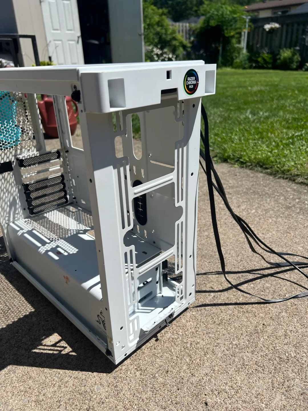 Fractal Design PC Case - White image indicator(2)