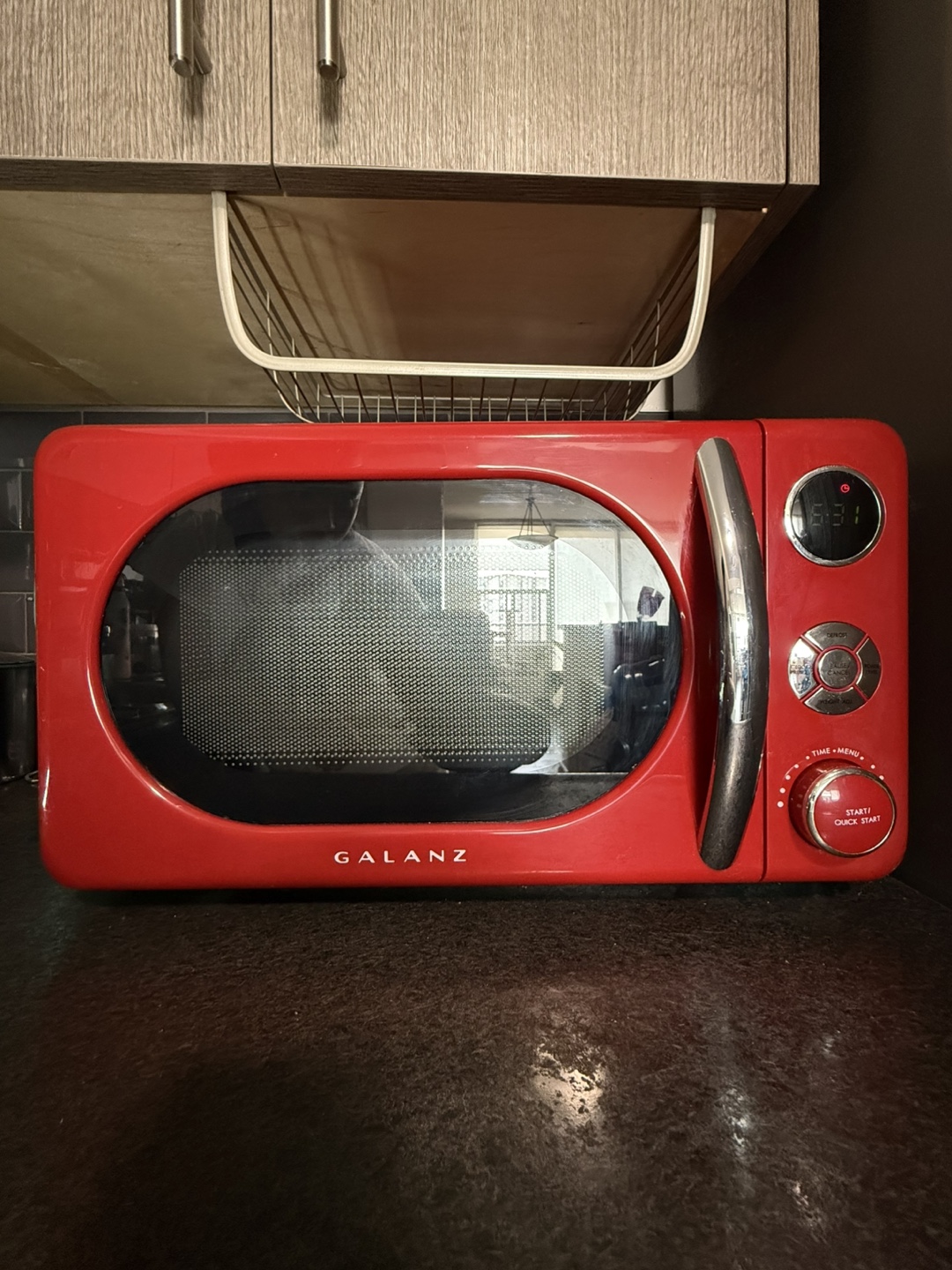 Galanz Retro Microwave - Red