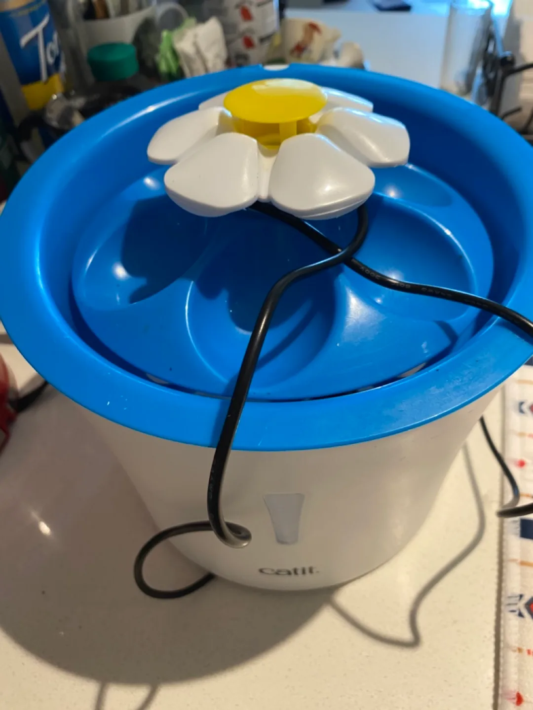 Catit Flower Pet Drinking Fountain thumbnail