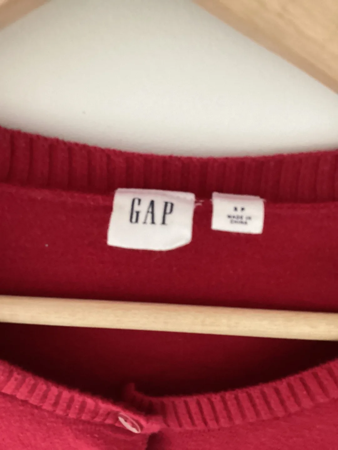 GAP Red Cardigan - Size SP image indicator(2)