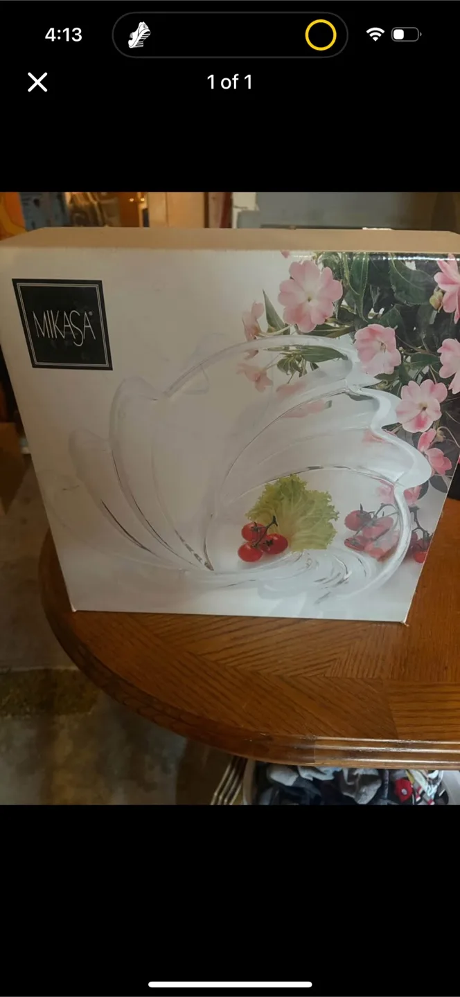 Mikasa Glass Salad Bowl - Brand New in Box thumbnail