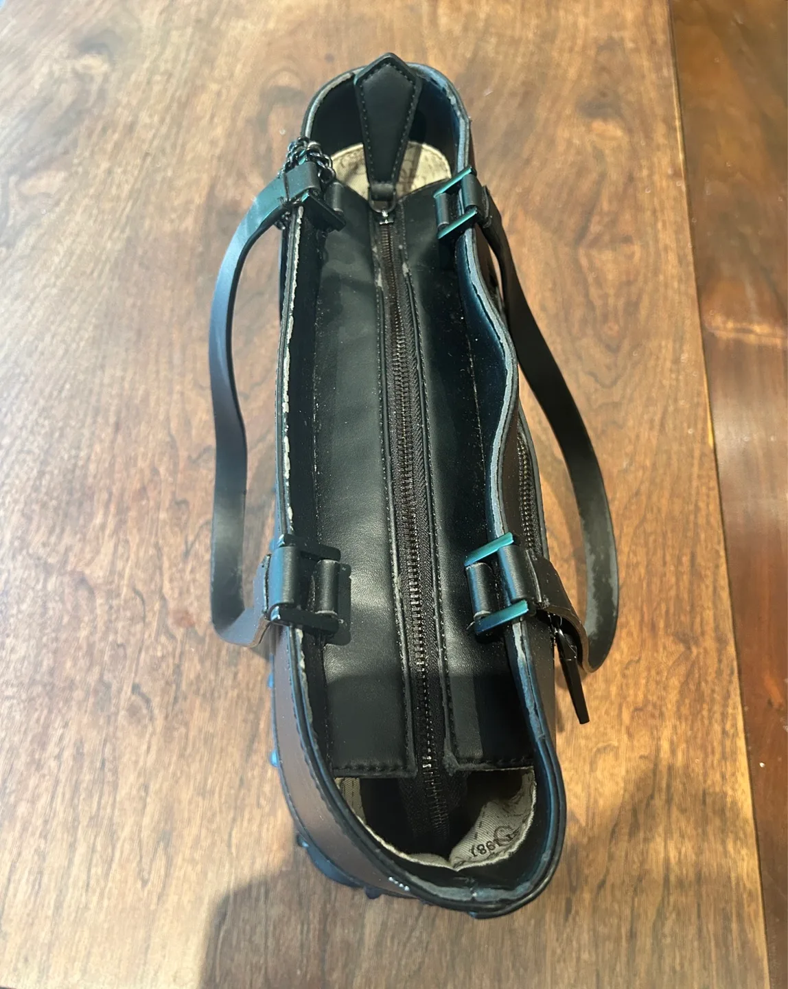 Guess Black Tote Bag image indicator(4)