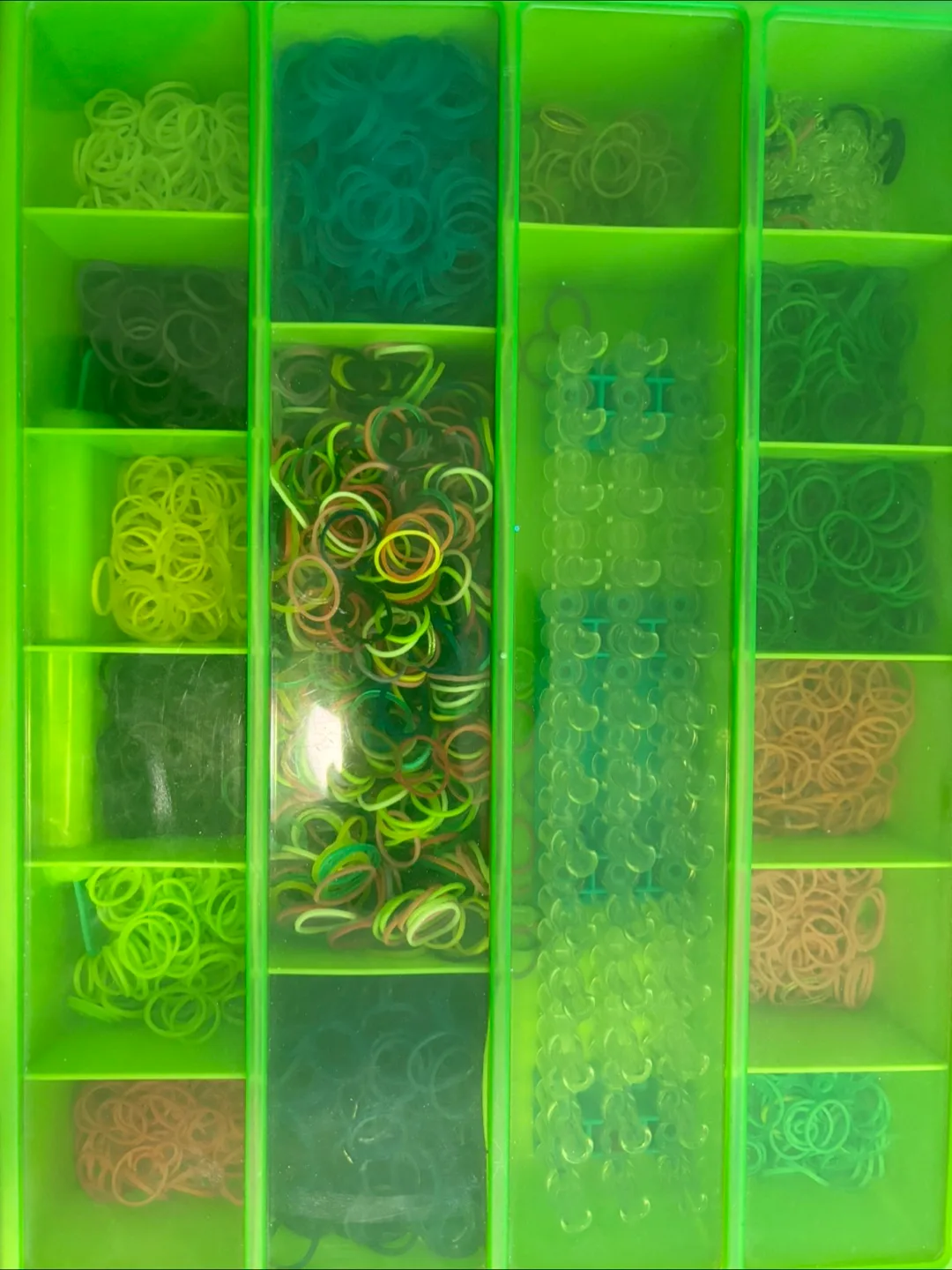 Loom Bands Kit - Colorful Rubber Bands thumbnail