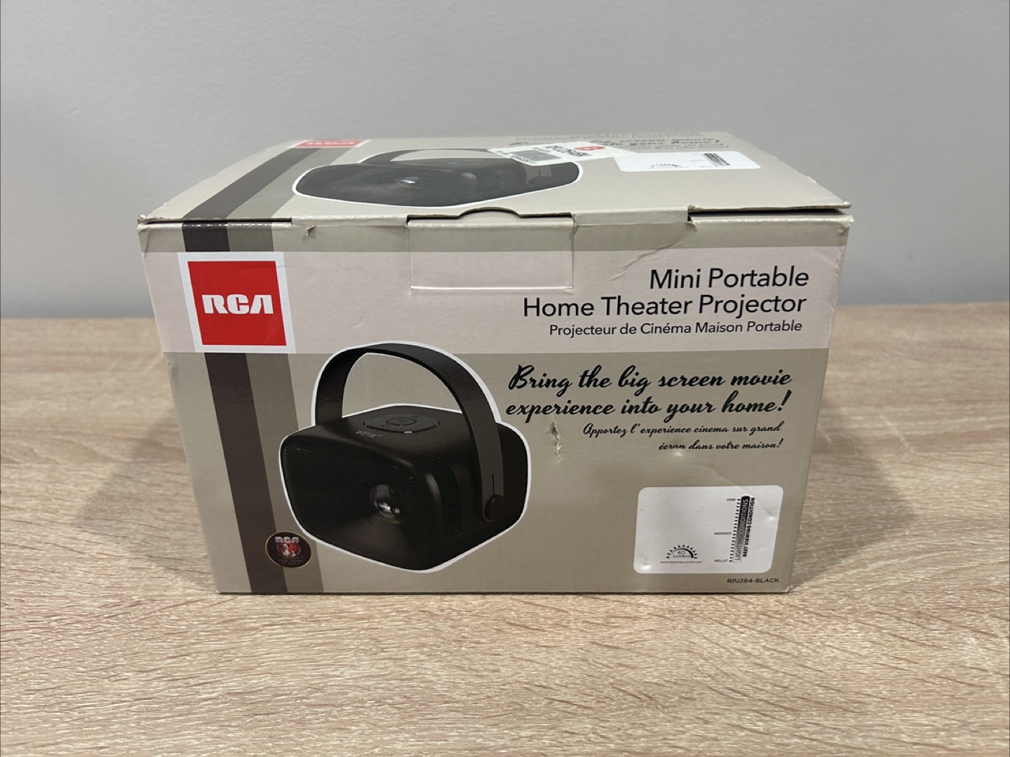 RCA Mini Portable Home Theater Projector - photo 2