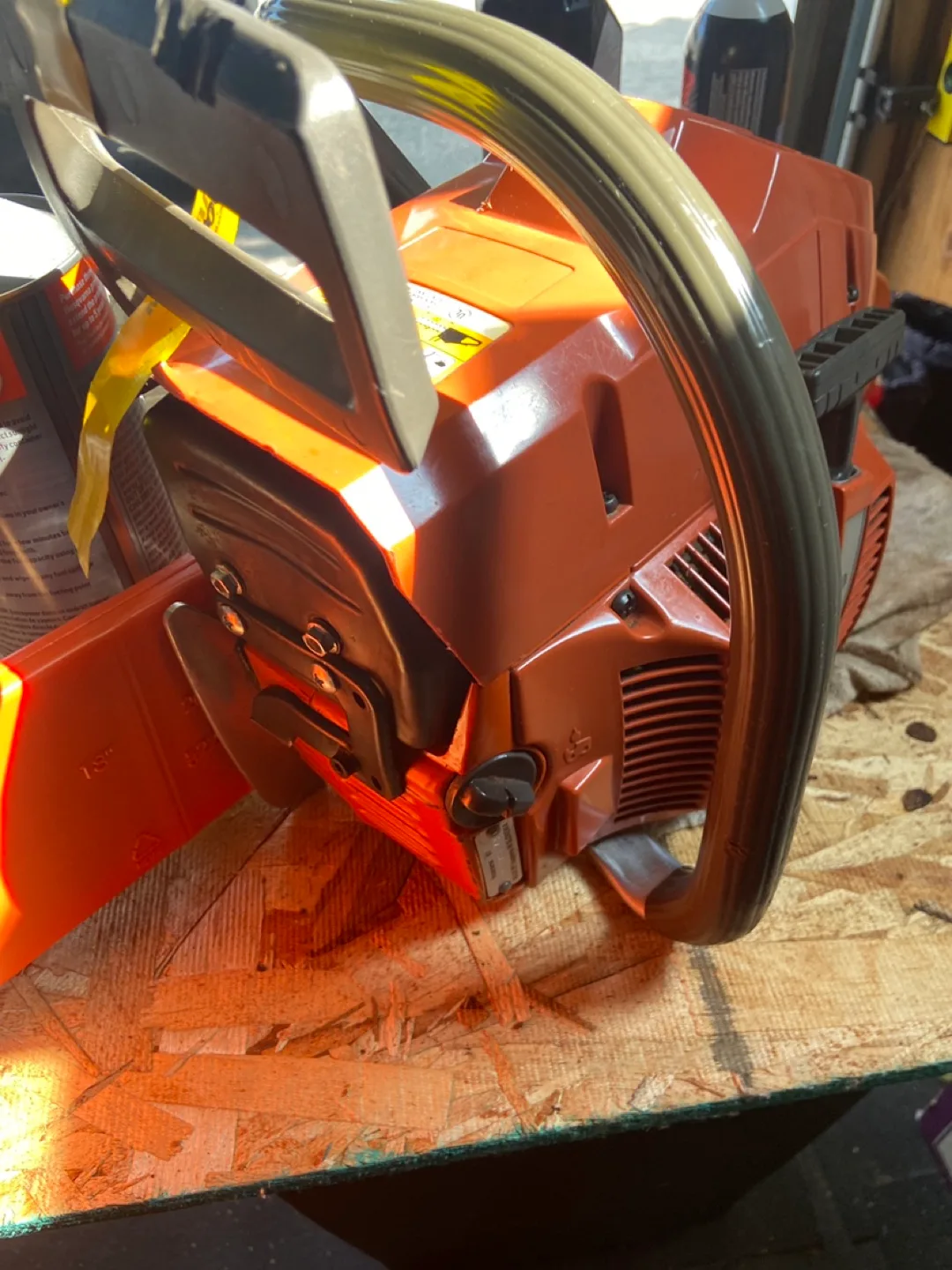 Husqvarna 61 Chainsaw image indicator(3)