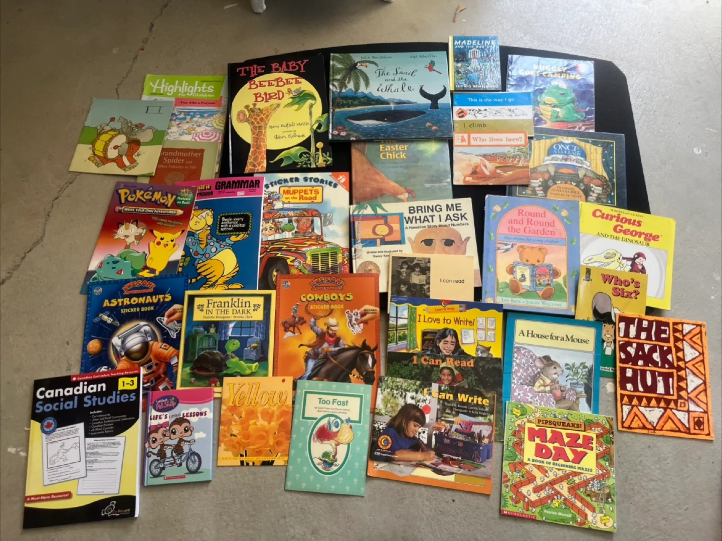 32 Kids' Books Bundle - Variety of Titles thumbnail