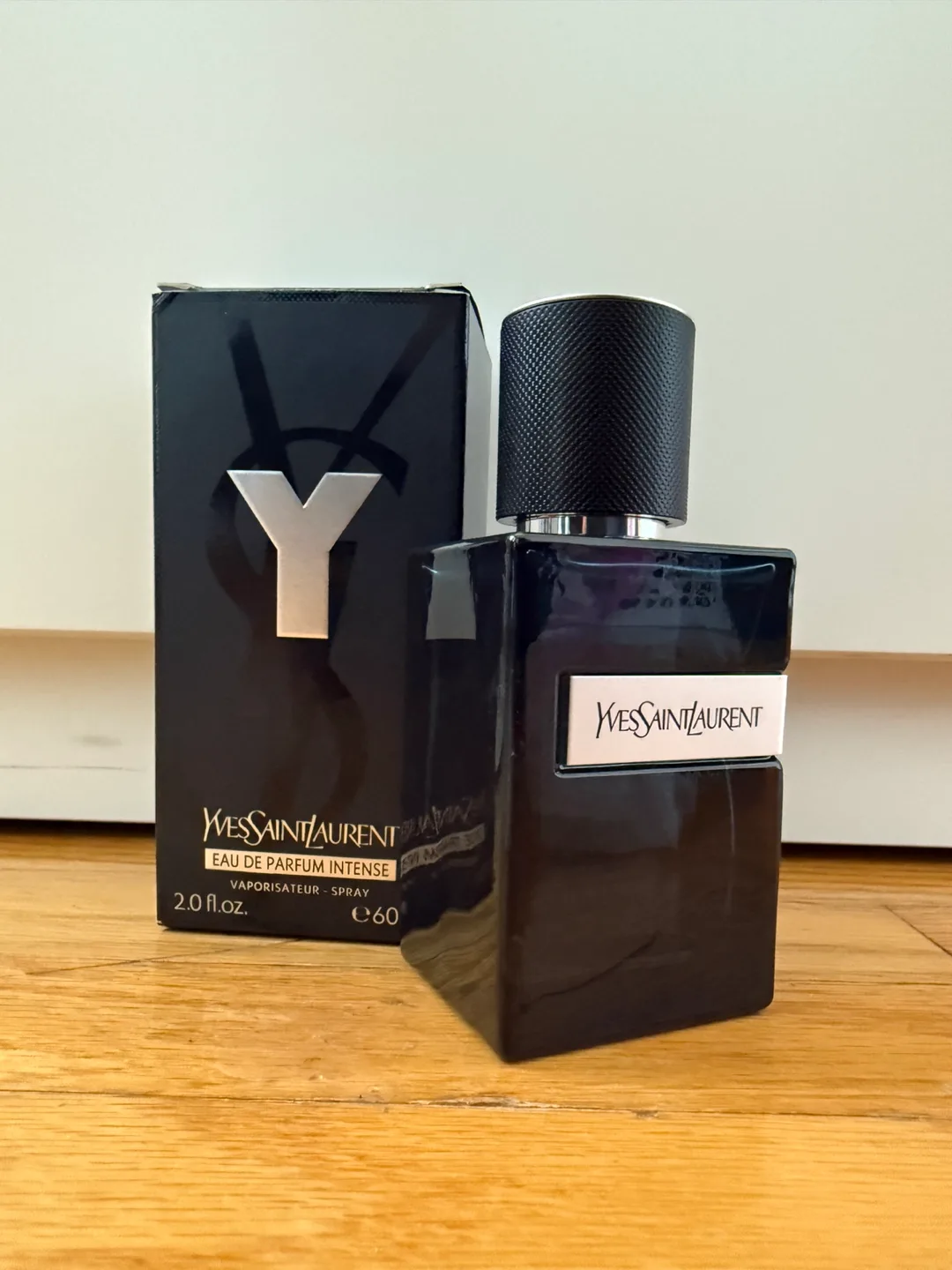 Yves Saint Laurent Y Eau de Parfum Intense 60ml thumbnail