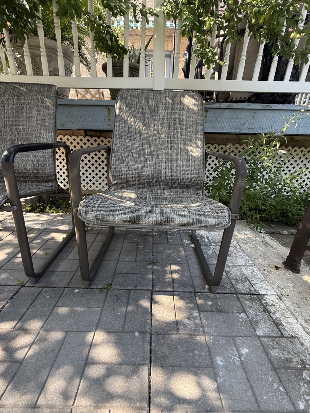 Set of Four Outdoor Patio Chairs🇨🇦 - photo 3