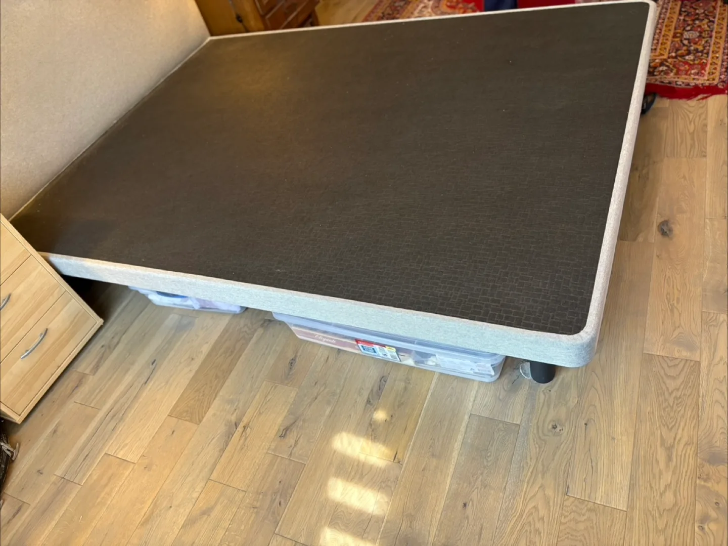 Queen bed frame, upholstered headboard image indicator(2)