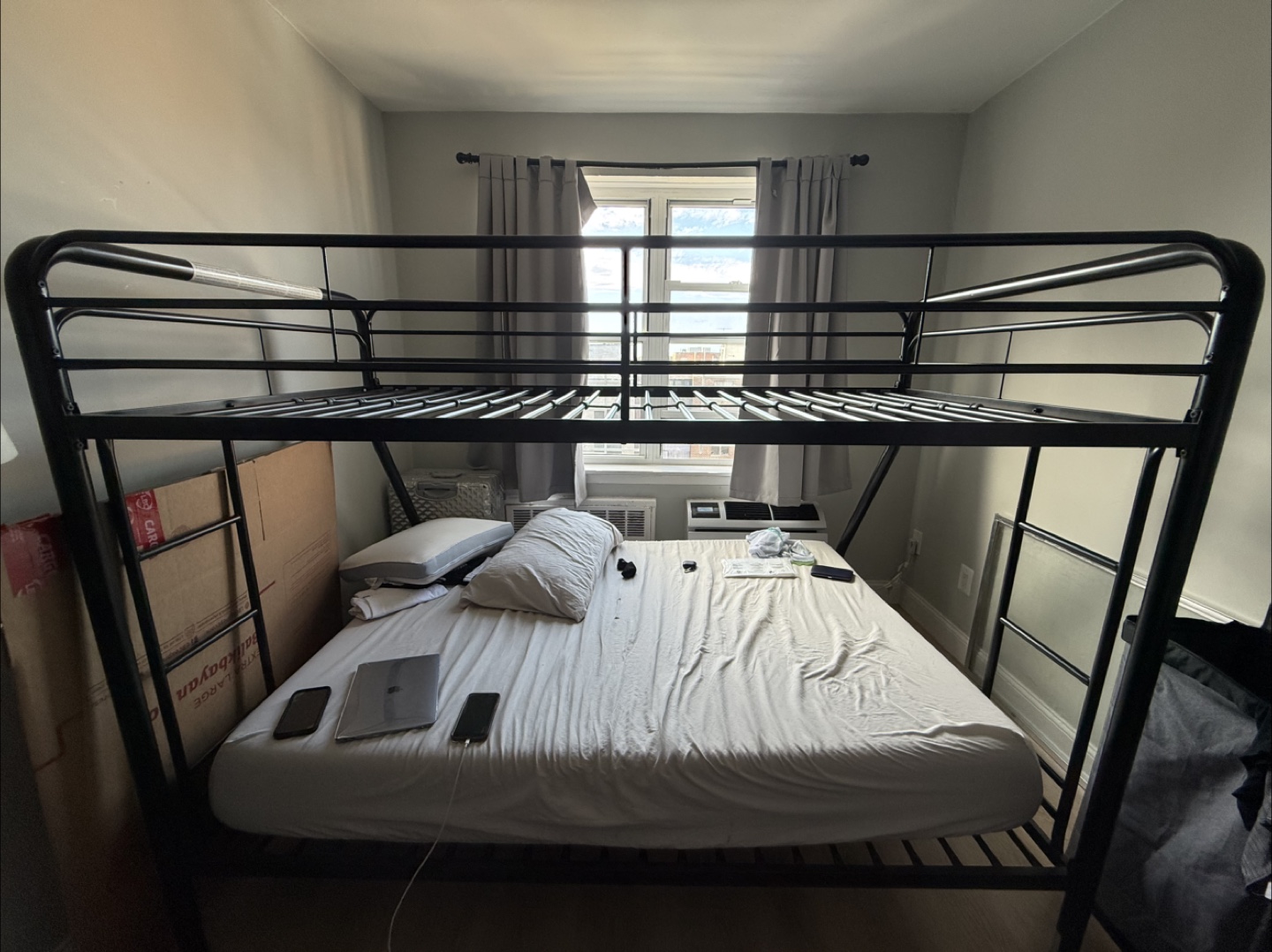 DHP Dusty Metal Bunk Bed - Twin/Full Size - photo 3