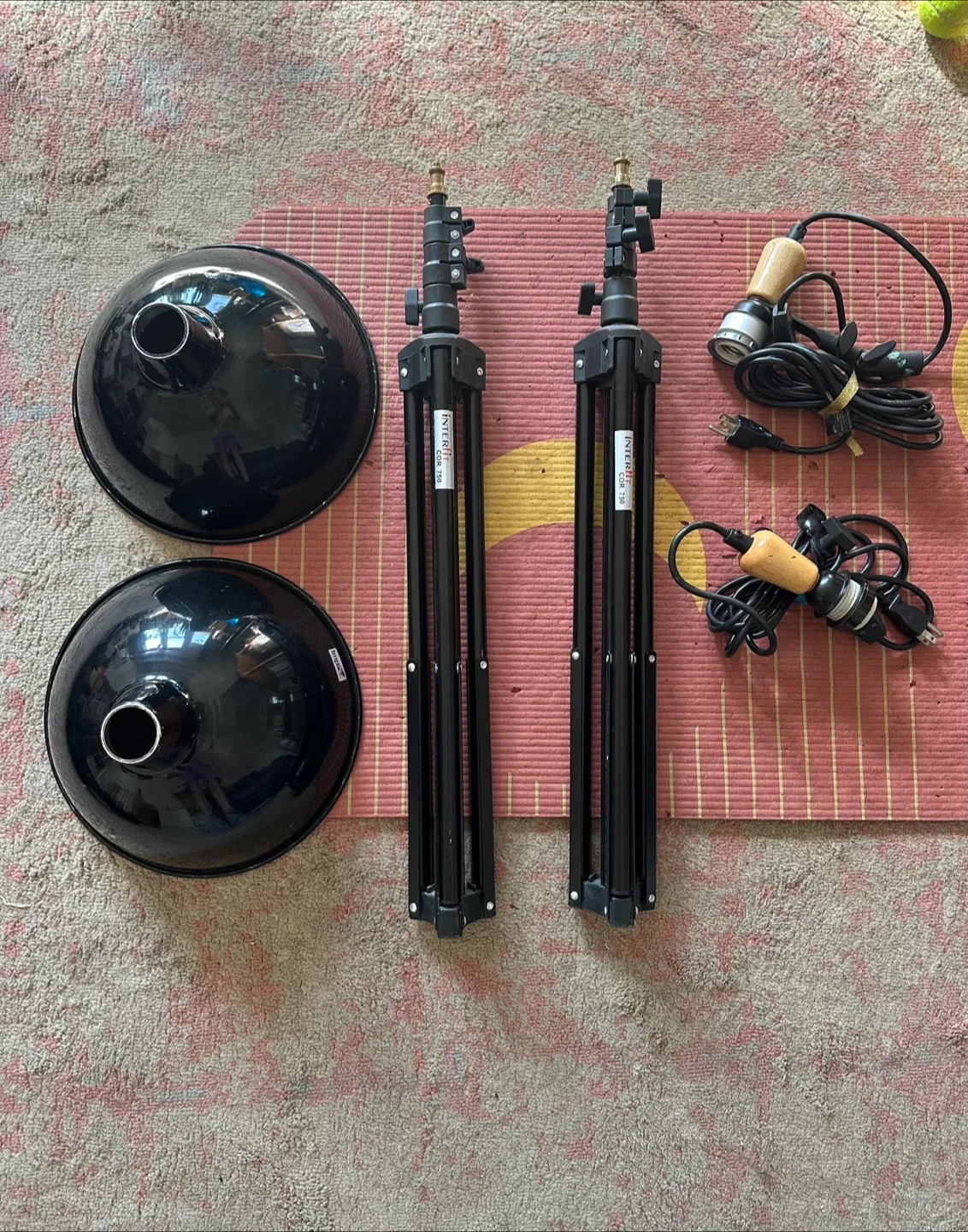 Interfit Photographic Lighting Kit thumbnail