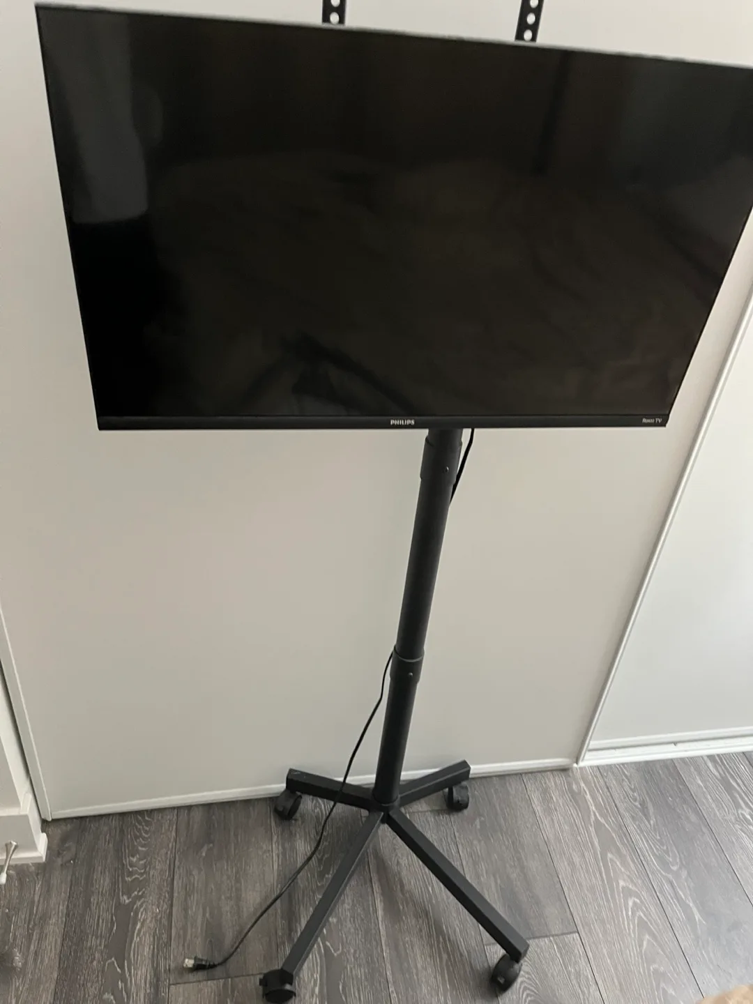 Philips 32”Roku TV with mobile tv stand thumbnail